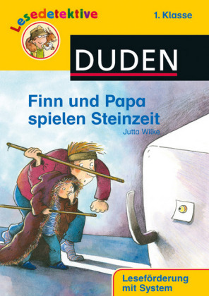 Finn und Papa spielen Steinzeit